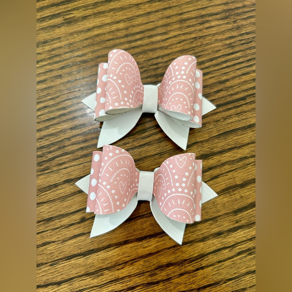 SOLD•Shoe Clips